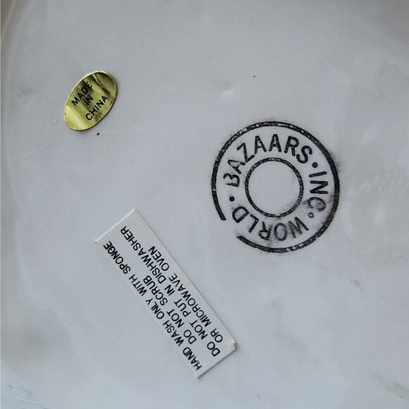 Vintage World Bazaars Santa Ceramic Pitcher / Teapot – Early 2000s - Picture 7 of 8